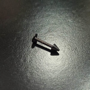 Labret σκουλαρίκι με κώνο 8mm ανοξείδωτο ατσάλι